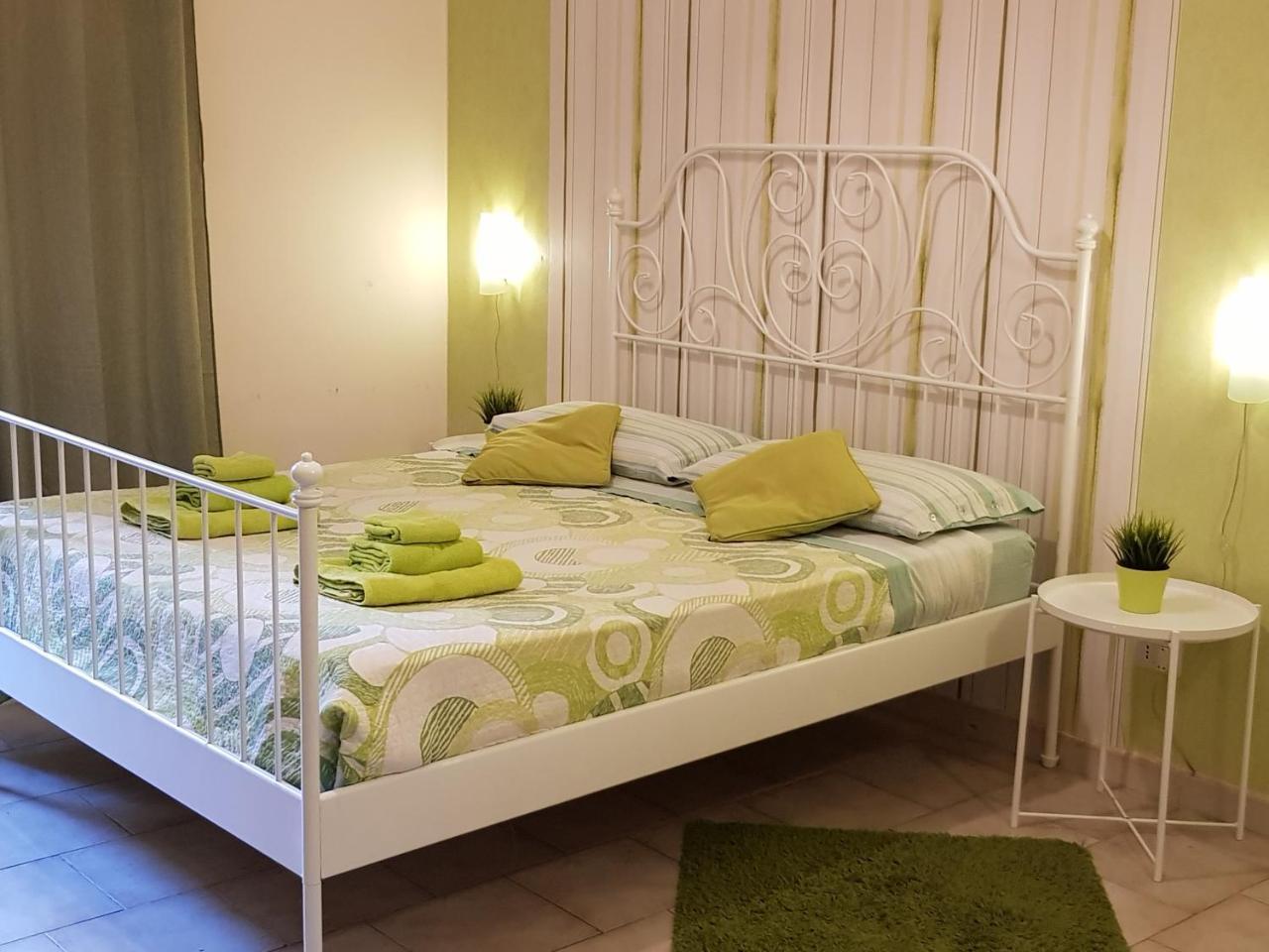 Apartment In Salerno Centro Екстериор снимка